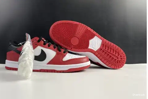 BQ6817-600 Chicago Nike SB Low J-Pack Dunk 0605